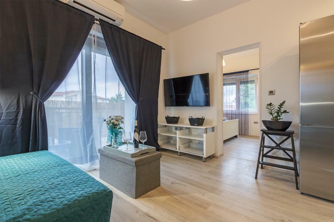 Apartment Danijela I Пула Экстерьер фото
