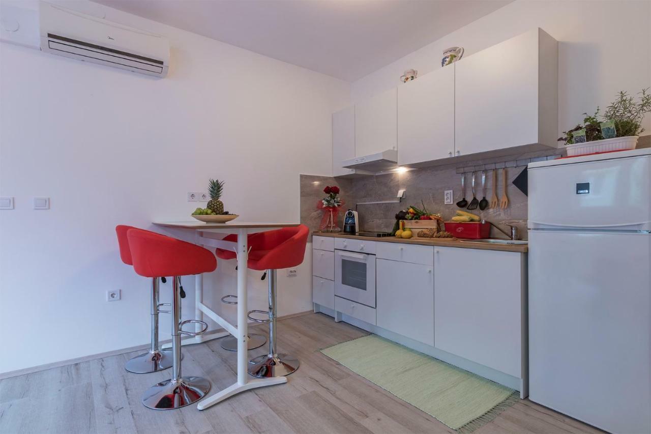 Apartment Danijela I Пула Экстерьер фото